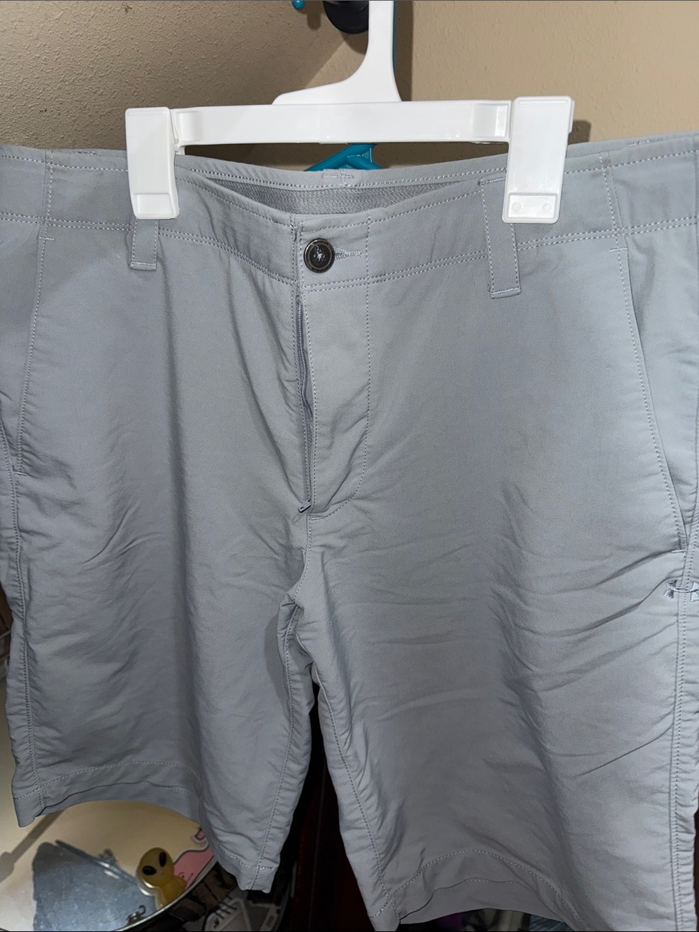 Under Armour Light Gray Men's Flat-Front Shorts